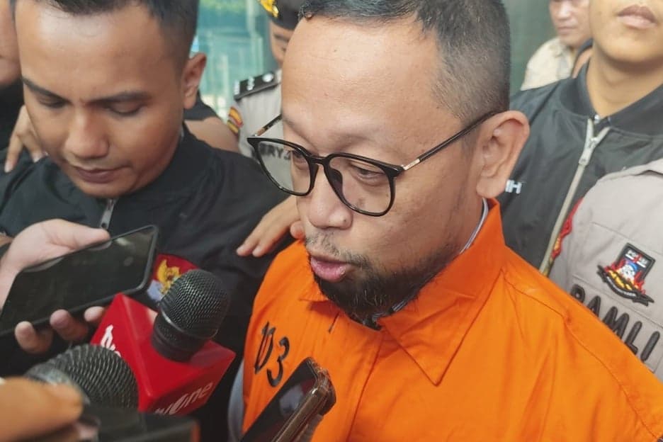 Ditahan 20 Hari ke Depan, Gus Alex Tempati Rutan Berbeda dengan Eks Menag Yaqut Ditahan 20 Hari ke Depan, Gus Alex Tempati Rutan Berbeda dengan Eks Menag Yaqut