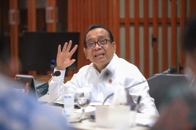 Hemat BBM, Pemerintah Bahas Skema WFA bagi ASN dan Belajar Daring bagi Pelajar Hemat BBM, Pemerintah Bahas Skema WFA bagi ASN dan Belajar Daring bagi Pelajar