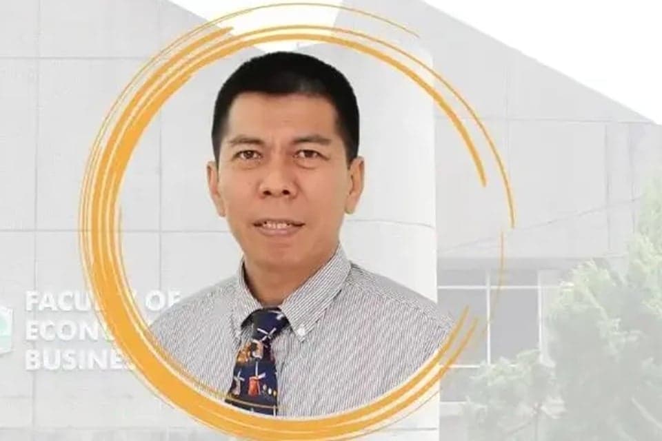 Dukung Imbauan Prabowo Subianto untuk Hemat BBM, Guru Besar Unand:Konsumsi Sewajarnya Saja Dukung Imbauan Prabowo Subianto untuk Hemat BBM, Guru Besar Unand:Konsumsi Sewajarnya Saja