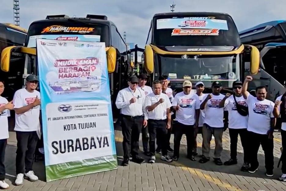 JICT Berangkatkan Ratusan Pemudik dari Pelabuhan Tanjung Priok JICT Berangkatkan Ratusan Pemudik dari Pelabuhan Tanjung Priok
