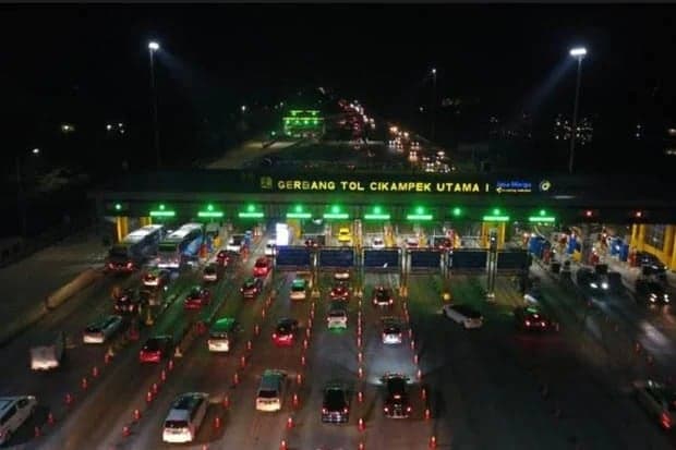 H-4 Lebaran, 1,2 Juta Kendaraan Tinggalkan Jabotabek H-4 Lebaran, 1,2 Juta Kendaraan Tinggalkan Jabotabek