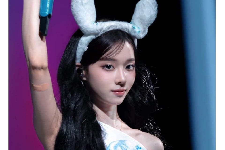 Winter aespa Jadi Sorotan Lagi usai Tutupi Tato Diduga Kembar dengan Jungkook Winter aespa Jadi Sorotan Lagi usai Tutupi Tato Diduga Kembar dengan Jungkook