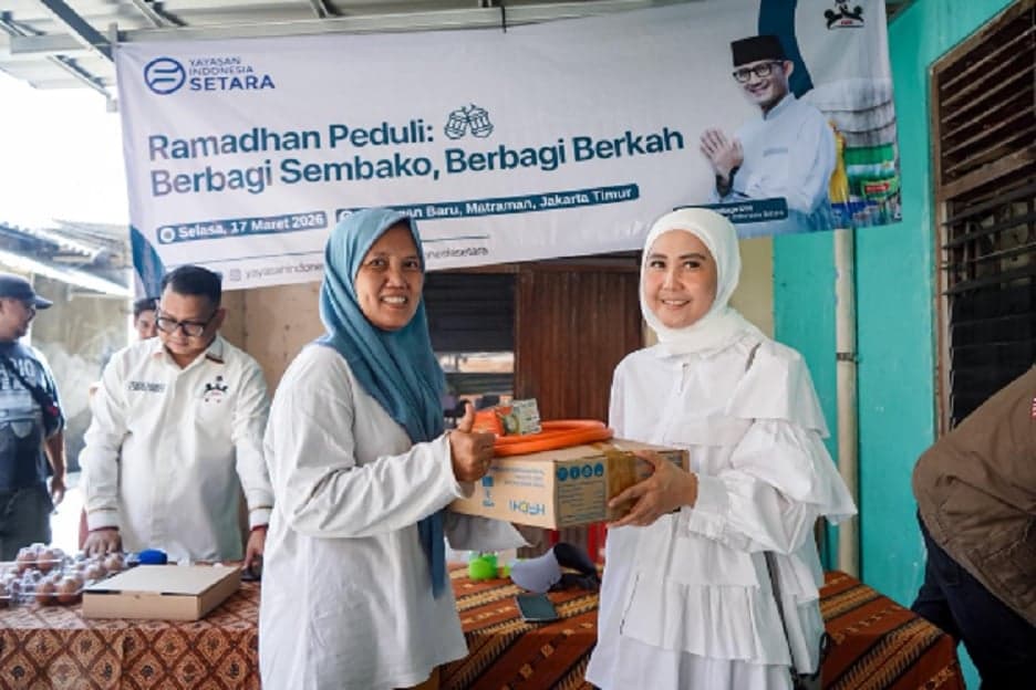 Gelar Bazar Sembako Murah, Sandiaga Uno: Menginspirasi untuk Beramal Baik Gelar Bazar Sembako Murah, Sandiaga Uno: Menginspirasi untuk Beramal Baik