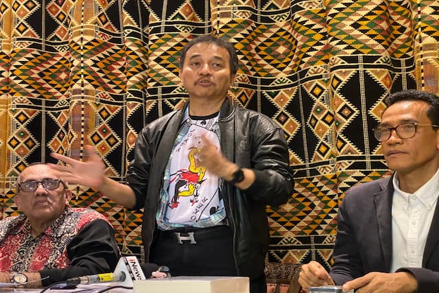 Andi Azwan: Roy Suryo Tak Bisa Dapat Restorative Justice di Kasus Ijazah Jokowi Andi Azwan: Roy Suryo Tak Bisa Dapat Restorative Justice di Kasus Ijazah Jokowi