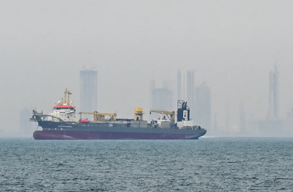 Iran Terapkan Blokade Selektif di Selat Hormuz, Kembangkan Sistem Verifikasi Transit Kapal Iran Terapkan Blokade Selektif di Selat Hormuz, Kembangkan Sistem Verifikasi Transit Kapal