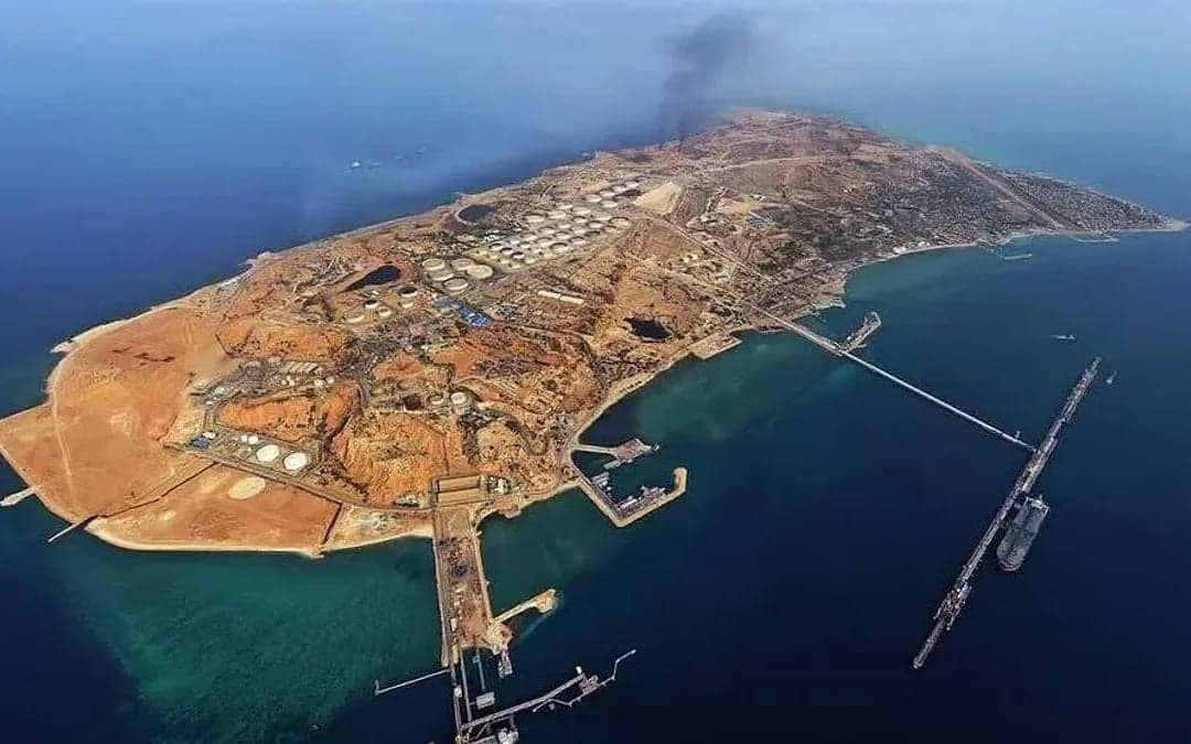 Trump Berencana Duduki Pulau Kharg untuk Tekan Iran Buka Blokade Selat Hormuz Trump Berencana Duduki Pulau Kharg untuk Tekan Iran Buka Blokade Selat Hormuz