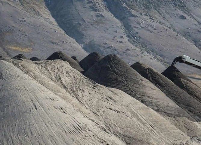 Ketegangan Geopolitik Ubah Arus Ekspor Tanah Jarang China dari AS ke Eropa Ketegangan Geopolitik Ubah Arus Ekspor Tanah Jarang China dari AS ke Eropa