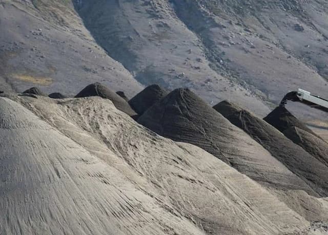 Ketegangan Geopolitik Ubah Arus Ekspor Tanah Jarang China dari AS ke Eropa Ketegangan Geopolitik Ubah Arus Ekspor Tanah Jarang China dari AS ke Eropa