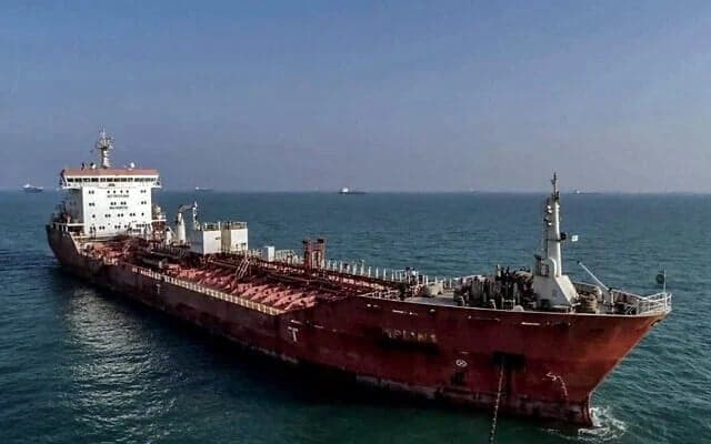 Distribusi BBM di Selat Hormuz Lumpuh Total, AS Ancam Putus Jaringan Listrik Iran Distribusi BBM di Selat Hormuz Lumpuh Total, AS Ancam Putus Jaringan Listrik Iran
