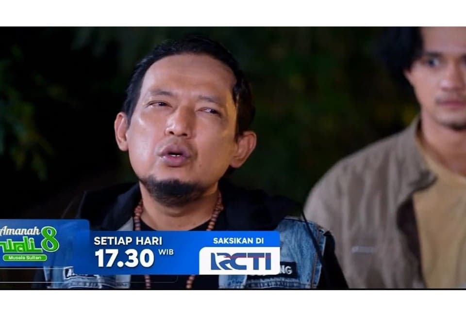 Sinopsis Sinetron 'Amanah Wali 8: Musala Sultan'Eps 28: Ambil Tas Hasil Rampokan, Tedi dan Jeri Terjebak di Kampung Ulon Sinopsis Sinetron 'Amanah Wali 8: Musala Sultan'Eps 28: Ambil Tas Hasil Rampokan, Tedi dan Jeri Terjebak di Kampung Ulon