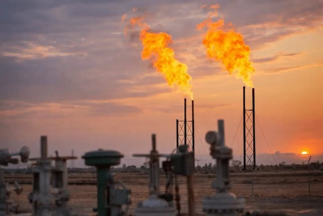 Konflik Timur Tengah Memanas, Harga Minyak Brent Tembus Level Tertinggi Sejak 2022 Konflik Timur Tengah Memanas, Harga Minyak Brent Tembus Level Tertinggi Sejak 2022