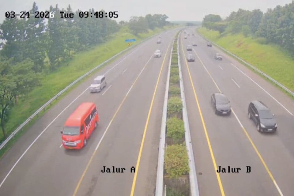 36 Ribu Kendaraan Lintasi Tol Cipali Menuju Jakarta saat Puncak Arus Balik 2026 36 Ribu Kendaraan Lintasi Tol Cipali Menuju Jakarta saat Puncak Arus Balik 2026