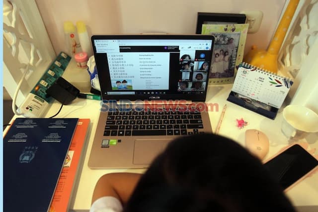 Pembelajaran Jarak Jauh Dampak Hemat Energi Sebaiknya Dilakukan Selektif Pembelajaran Jarak Jauh Dampak Hemat Energi Sebaiknya Dilakukan Selektif