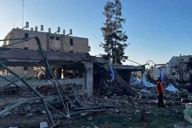 Rudal Iran Amuk Kota Nuklir Dimona Israel, Apakah Teheran Gunakan 'Doktrin Madman' AS-Zionis? Rudal Iran Amuk Kota Nuklir Dimona Israel, Apakah Teheran Gunakan 'Doktrin Madman' AS-Zionis?