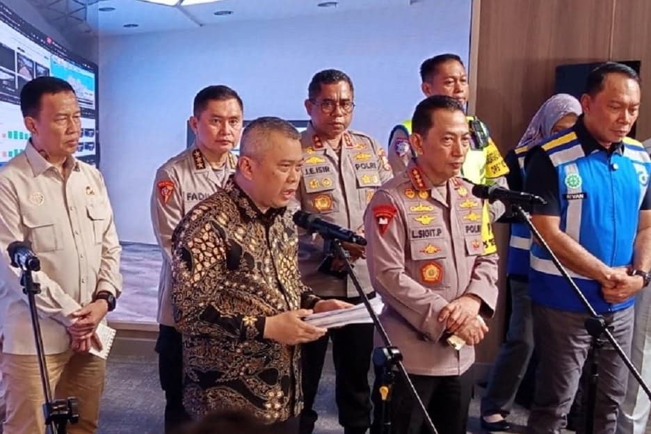 Arus Balik Lebaran, Menhub Ingatkan Truk Sumbu Tiga Masih Dibatasi hingga 29 Maret 2026 Arus Balik Lebaran, Menhub Ingatkan Truk Sumbu Tiga Masih Dibatasi hingga 29 Maret 2026