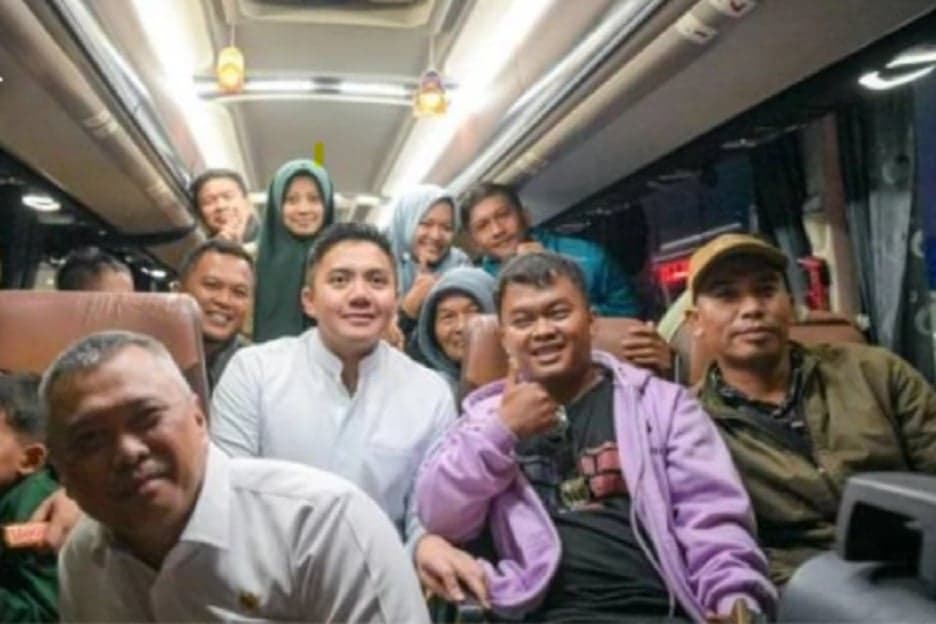 Arus Balik Lebaran 2026, Seskab Teddy Pastikan Perjalanan Aman dan Lancar Arus Balik Lebaran 2026, Seskab Teddy Pastikan Perjalanan Aman dan Lancar