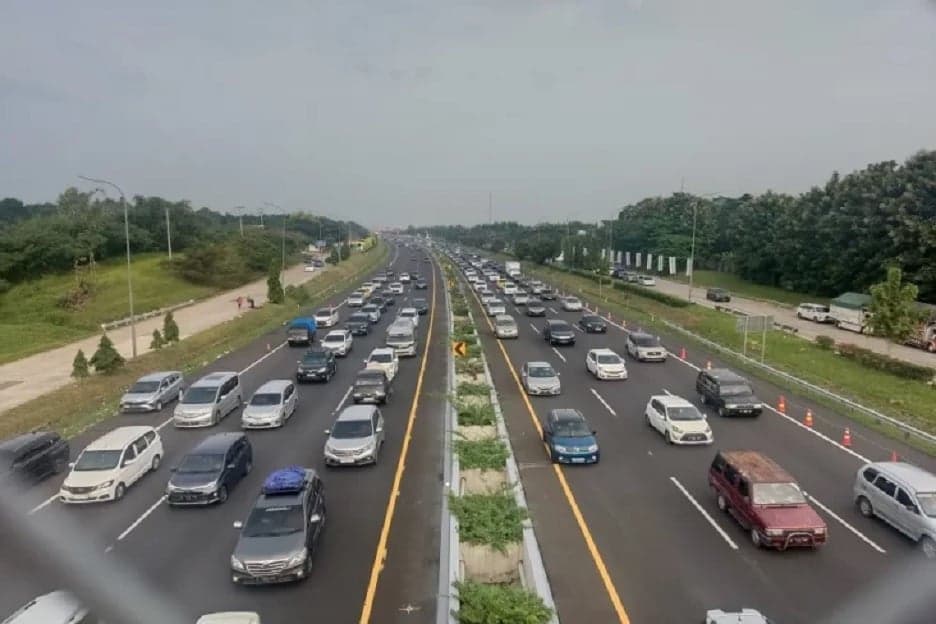 Arus Balik Lebaran, Hari Ini Contraflow di Tol Cikampek-Jakarta KM70 hingga KM47 Arus Balik Lebaran, Hari Ini Contraflow di Tol Cikampek-Jakarta KM70 hingga KM47