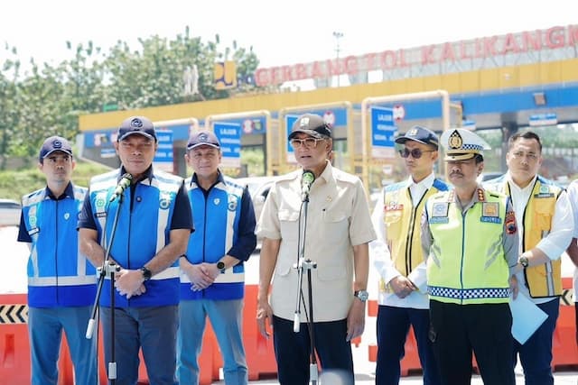 Arus Balik, Menteri PU Pastikan Infrastruktur Jalan Tol Dalam Kondisi Baik Arus Balik, Menteri PU Pastikan Infrastruktur Jalan Tol Dalam Kondisi Baik