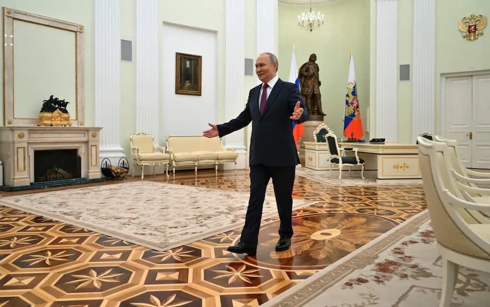 Ada Tangan Tersembunyi Putin di Balik Perang Iran, Ini 5 Faktanya Ada Tangan Tersembunyi Putin di Balik Perang Iran, Ini 5 Faktanya