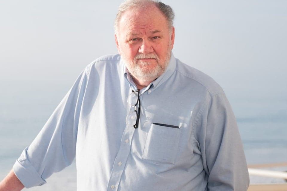 Ayah Meghan Markle Pacaran dengan Perawat Berusia 46 Tahun Ayah Meghan Markle Pacaran dengan Perawat Berusia 46 Tahun