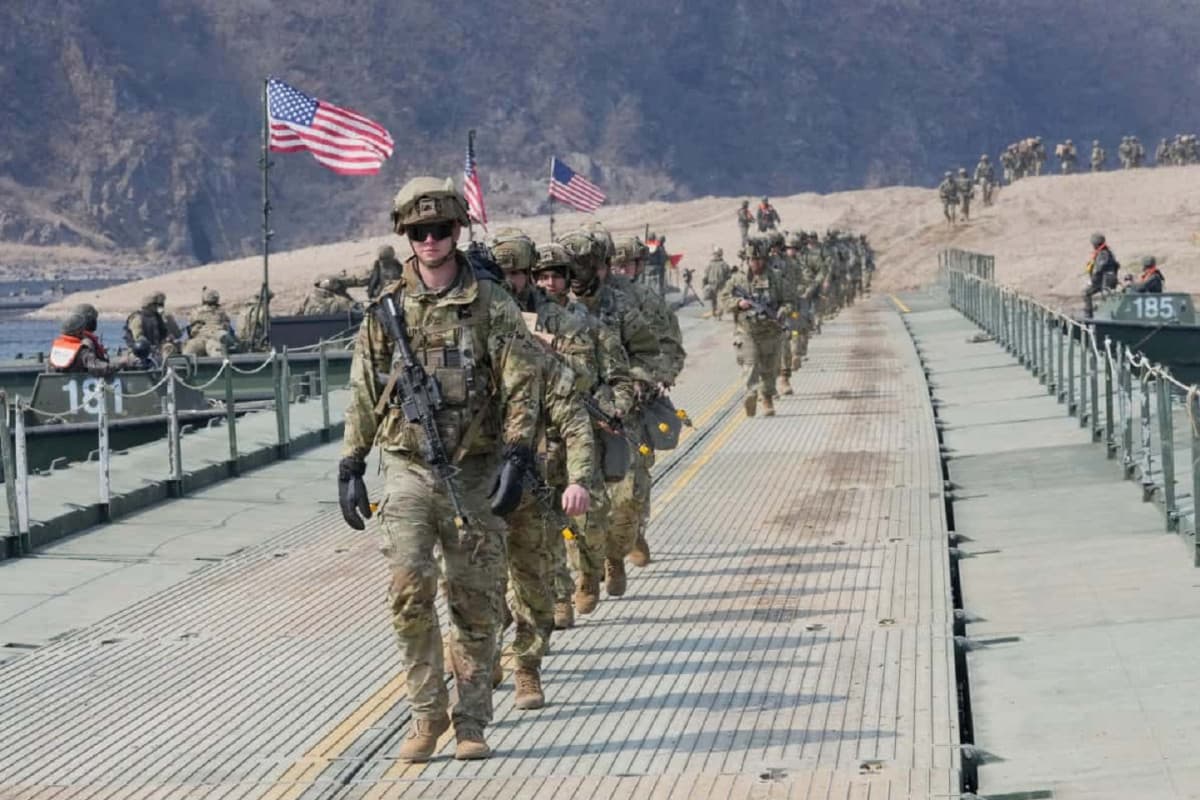 Pasukan Iran Tak Sabar Menunggu Tentara AS Datang, lalu Membakar Mereka Pasukan Iran Tak Sabar Menunggu Tentara AS Datang, lalu Membakar Mereka