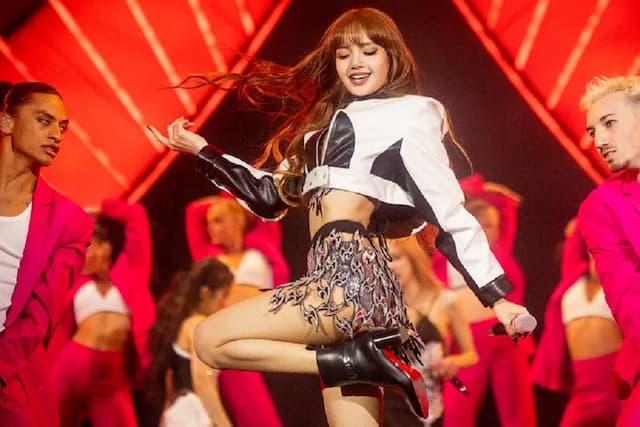 Lisa BLACKPINK Cetak Sejarah, Artis K-Pop Pertama yang Gelar Residensi di Las Vegas Lisa BLACKPINK Cetak Sejarah, Artis K-Pop Pertama yang Gelar Residensi di Las Vegas