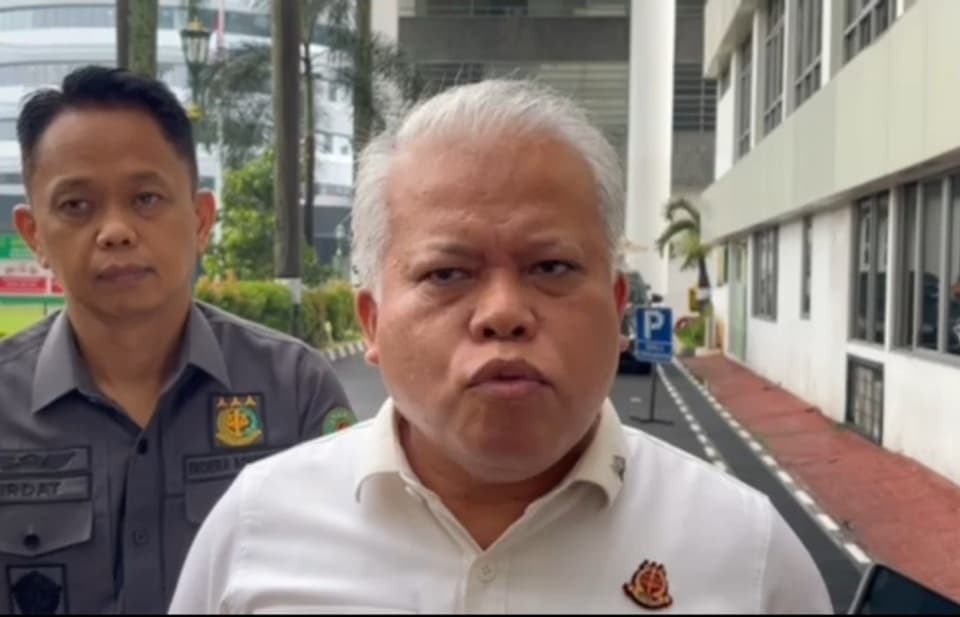 Kajari dan Kasipidsus Karo Diklarifikasi Kejati Sumut terkait Kasus Amsal Sitepu Kajari dan Kasipidsus Karo Diklarifikasi Kejati Sumut terkait Kasus Amsal Sitepu