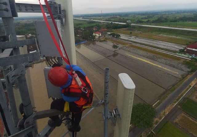 Dari WhatsApp hingga Netflix, Ini Biang Kerok Lonjakan Trafik 21 XLSMART Saat Lebaran Dari WhatsApp hingga Netflix, Ini Biang Kerok Lonjakan Trafik 21 XLSMART Saat Lebaran