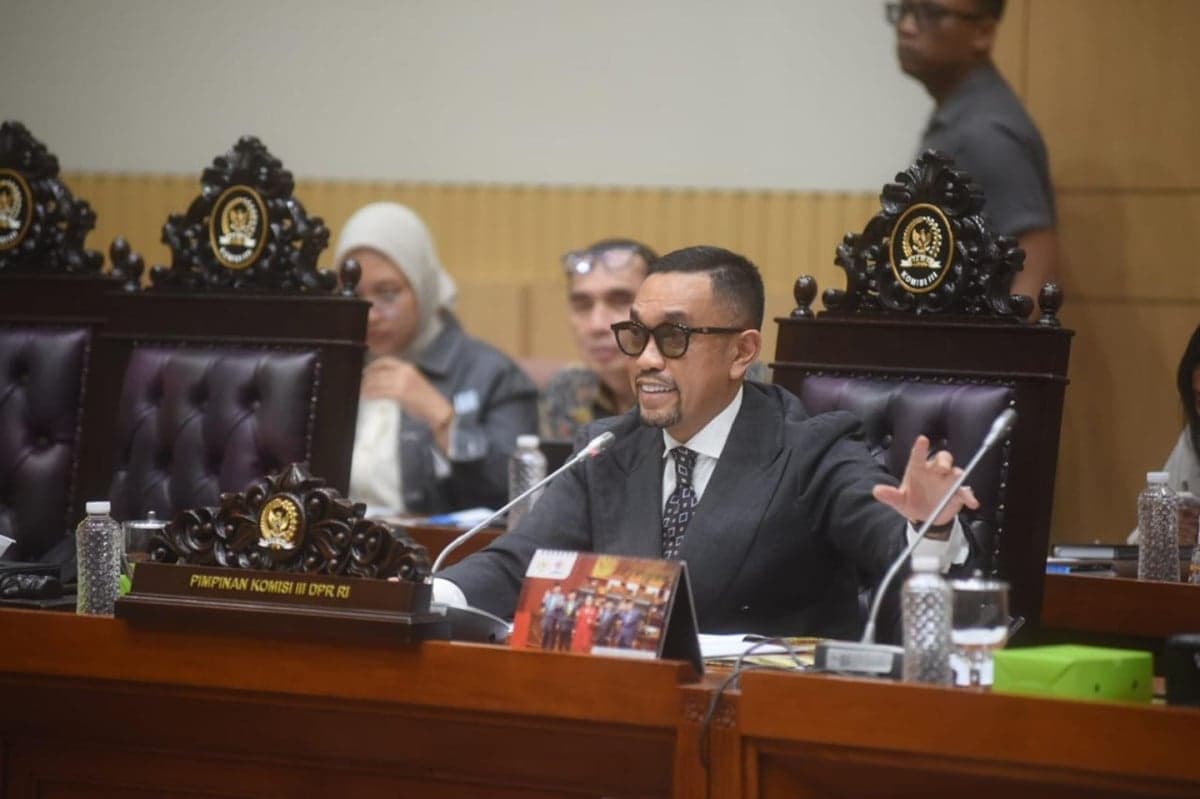 Kasus Penyiraman Air Keras ke Aktivis Terjadi Lagi, Sahroni Geram: Teror Terstruktur, Semua Bisa Kena! Kasus Penyiraman Air Keras ke Aktivis Terjadi Lagi, Sahroni Geram: Teror Terstruktur, Semua Bisa Kena!