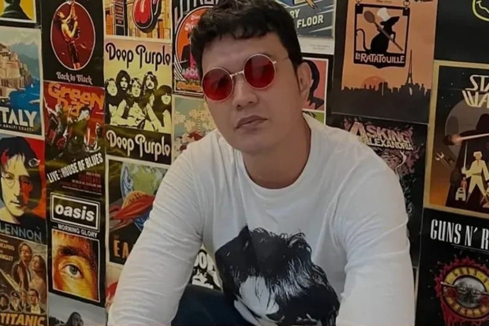 Aldi Taher Nekat Hubungi Ahmad Dhani, Siap Nyanyi Lagu Oasis di Pernikahan El Rumi Aldi Taher Nekat Hubungi Ahmad Dhani, Siap Nyanyi Lagu Oasis di Pernikahan El Rumi