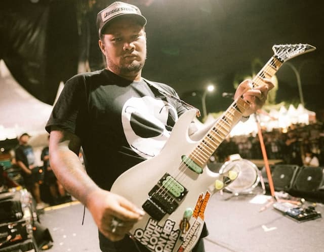 Diperiksa 5 Jam, Virgoun Dicecar 80 Pertanyaan Buntut Laporan Inara Rusli Diperiksa 5 Jam, Virgoun Dicecar 80 Pertanyaan Buntut Laporan Inara Rusli