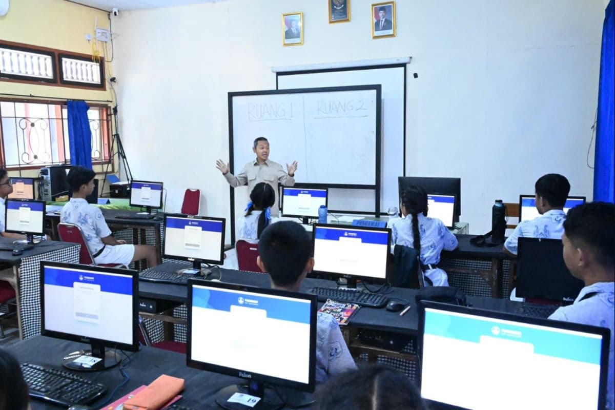 Lebih dari 4 Juta Siswa Ikut TKA SMP 2026, Pemda Pastikan Pelaksanaan Lancar Lebih dari 4 Juta Siswa Ikut TKA SMP 2026, Pemda Pastikan Pelaksanaan Lancar