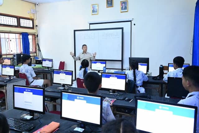 Lebih dari 4 Juta Siswa Ikut TKA SMP 2026, Pemda Pastikan Pelaksanaan Lancar Lebih dari 4 Juta Siswa Ikut TKA SMP 2026, Pemda Pastikan Pelaksanaan Lancar
