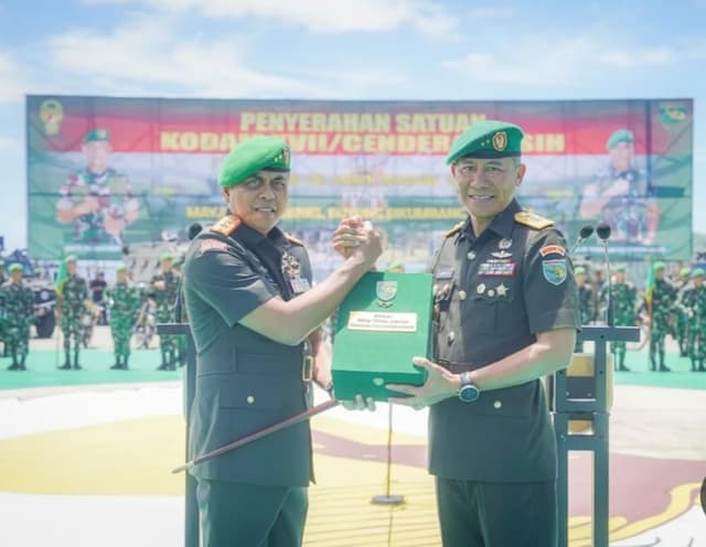 Profil Mayjen TNI Febriel Buyung Sikumbang, Lulusan Akmil 1995 yang Menjadi Pangdam Cenderawasih Profil Mayjen TNI Febriel Buyung Sikumbang, Lulusan Akmil 1995 yang Menjadi Pangdam Cenderawasih