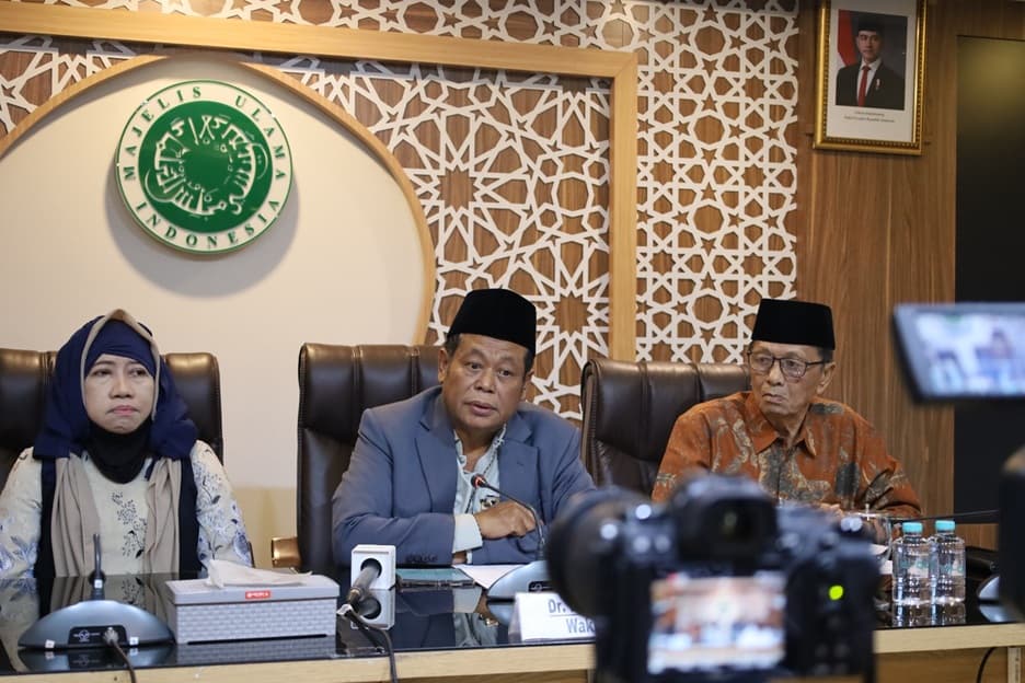 MUI Serukan Stop Perang, Desak AS-Israel Akhiri Konflik MUI Serukan Stop Perang, Desak AS-Israel Akhiri Konflik