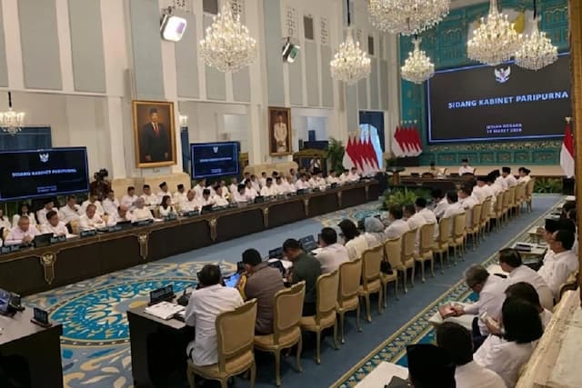 Bakal Ada Reshuffle, Seskab Teddy: Tunggu Aja, Nanti Presiden yang Ceritakan Bakal Ada Reshuffle, Seskab Teddy: Tunggu Aja, Nanti Presiden yang Ceritakan