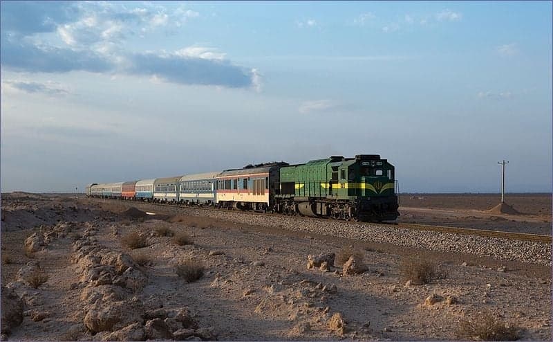 Layanan Kereta Api Dihentikan di Mashhad Iran usai Ancaman Israel, IRGC Sebut Perang Bisa Meluas Layanan Kereta Api Dihentikan di Mashhad Iran usai Ancaman Israel, IRGC Sebut Perang Bisa Meluas