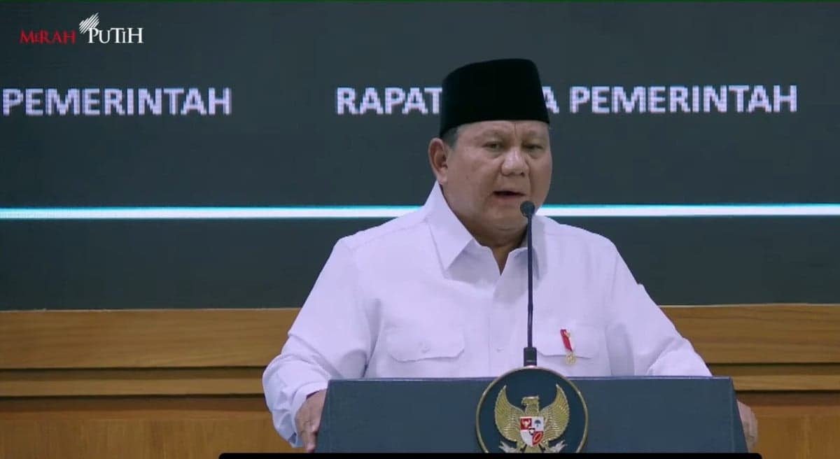 Dikritik Sering ke Luar Negeri, Prabowo: Untuk Amankan Minyak, Gue Harus ke Mana-mana Dikritik Sering ke Luar Negeri, Prabowo: Untuk Amankan Minyak, Gue Harus ke Mana-mana