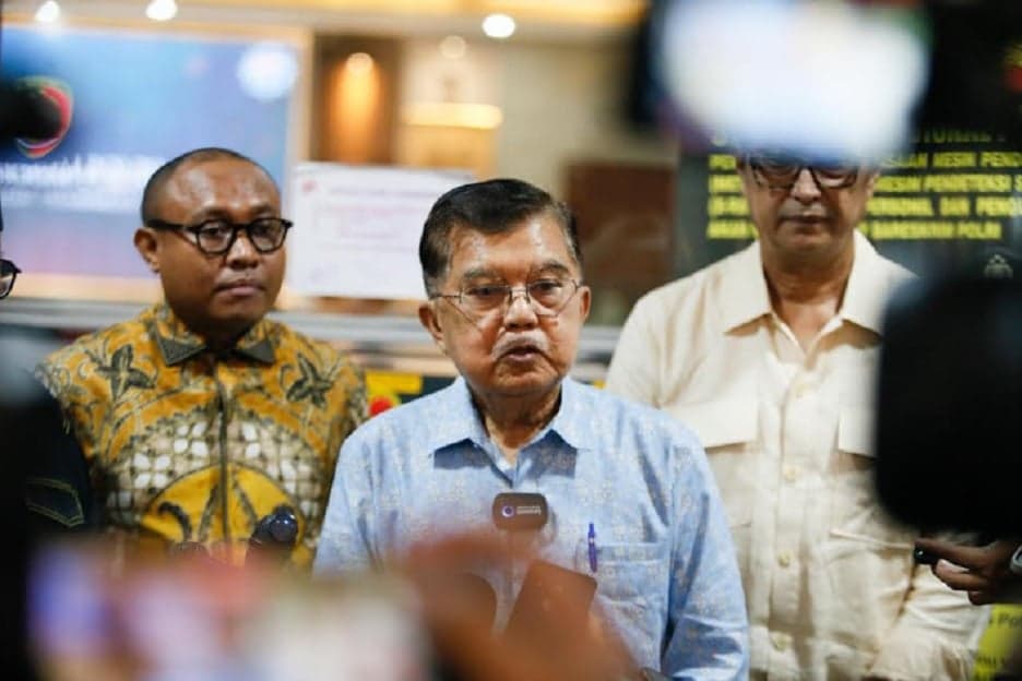 JK Ungkap Tak Ada Komunikasi dengan Rismon Sianipar dan Tak Mau Libatkan Jokowi JK Ungkap Tak Ada Komunikasi dengan Rismon Sianipar dan Tak Mau Libatkan Jokowi