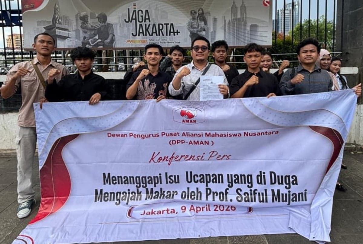 Giliran Aliansi Mahasiswa Nusantara Laporkan Saiful Mujani ke Polda Metro Giliran Aliansi Mahasiswa Nusantara Laporkan Saiful Mujani ke Polda Metro