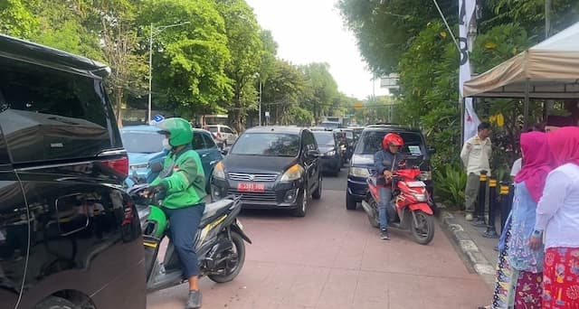 Lebaran Betawi 2026, Arus Lalu Lintas di Sekitar Lapangan Banteng Padat Lebaran Betawi 2026, Arus Lalu Lintas di Sekitar Lapangan Banteng Padat