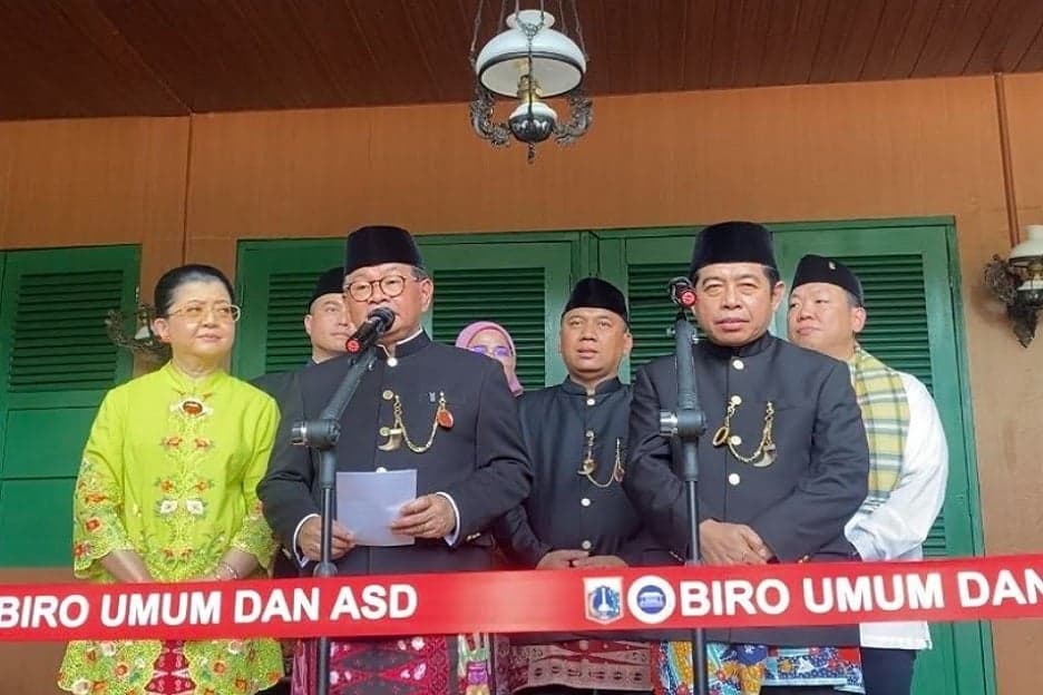 Pramono Anung Bakal Siapkan Beasiswa Khusus Anak Betawi hingga ke Luar Negeri Pramono Anung Bakal Siapkan Beasiswa Khusus Anak Betawi hingga ke Luar Negeri