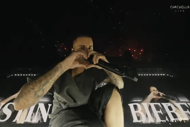 Justin Bieber Bawakan Lagu Lama sambal YouTube-an di Coachella 2026 Justin Bieber Bawakan Lagu Lama sambal YouTube-an di Coachella 2026