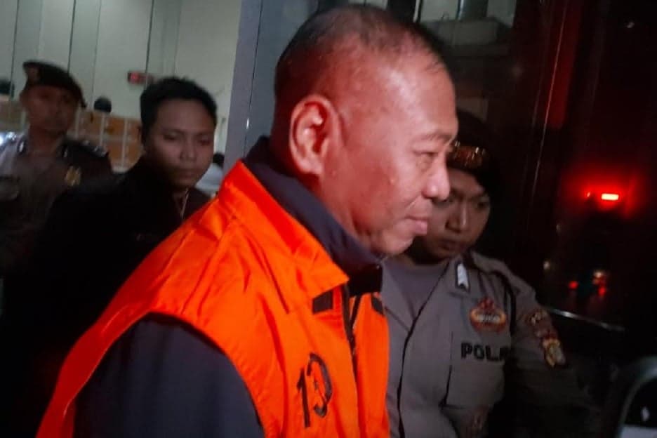 KPK Ungkap Modus Bupati Gatut Sunu Paksa Pejabat Tandatangani Pernyataan Mundur Tanpa Tanggal KPK Ungkap Modus Bupati Gatut Sunu Paksa Pejabat Tandatangani Pernyataan Mundur Tanpa Tanggal
