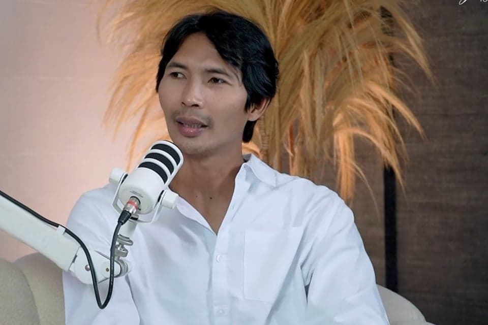 Dituding Pansos oleh Anak Sambung, Arya Khan: Saya Sudah Terkenal Duluan Dituding Pansos oleh Anak Sambung, Arya Khan: Saya Sudah Terkenal Duluan