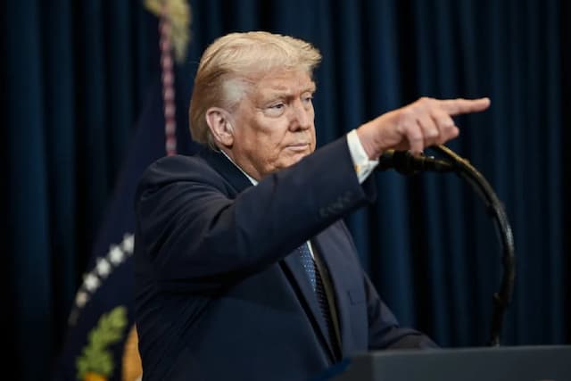 Trump Peringatkan China Akan Hadapi Masalah Besar Jika Kirim Senjata ke Iran Trump Peringatkan China Akan Hadapi Masalah Besar Jika Kirim Senjata ke Iran