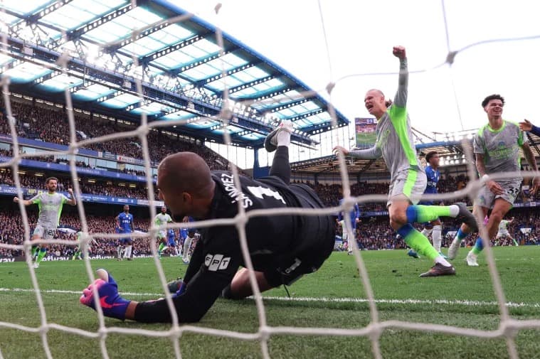 Man City Libas Chelsea 3-0, Aksi Suporter Ejek Arsenal Jadi Sorotan Man City Libas Chelsea 3-0, Aksi Suporter Ejek Arsenal Jadi Sorotan