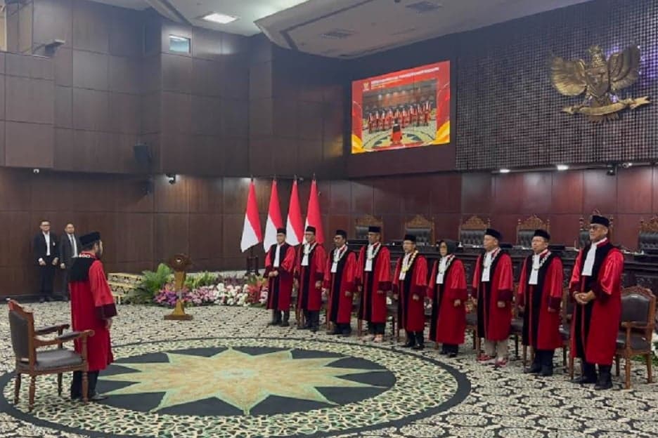 MK Resmi Lepas Anwar Usman, Sambut Adies Kadir dan Liliek Prisbawono MK Resmi Lepas Anwar Usman, Sambut Adies Kadir dan Liliek Prisbawono