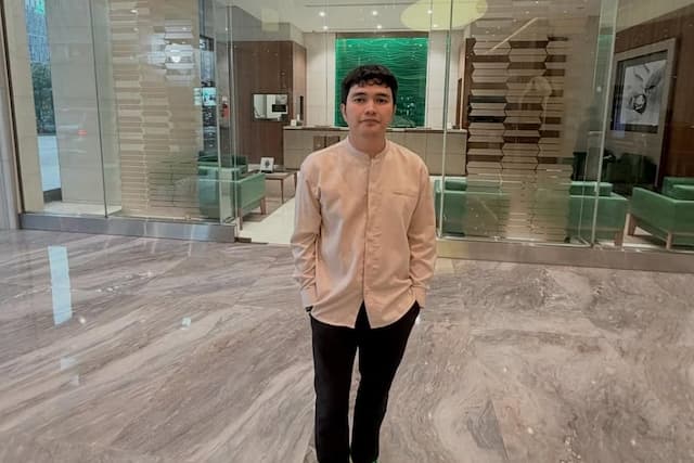 HP Aldi Taher Ngehang Diserbu 10 Ribu Pesan dari Netizen HP Aldi Taher Ngehang Diserbu 10 Ribu Pesan dari Netizen