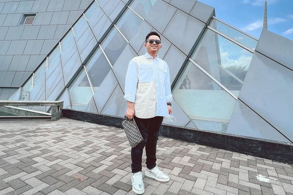 Doni Salmanan Raup Ratusan Juta dari Fitur Subscribe usai Bebas, Bikin Netizen Geram Doni Salmanan Raup Ratusan Juta dari Fitur Subscribe usai Bebas, Bikin Netizen Geram